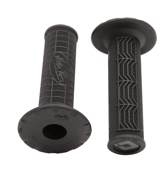 Dirtcontrol Ii Grips Black-5013c88493b26420102c8a148c947627.webp