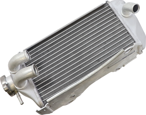 Replacement Oem Radiator Silver -57ea93c2772589975e120e3a6cbe0045.webp