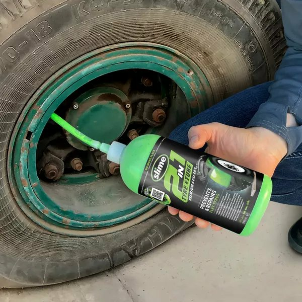 SLIME 2-in-1 Tire & Tube Sealant -1