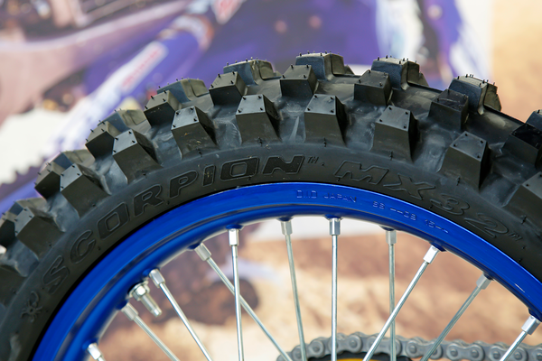 Scorpion Mx32 Mid Soft Tire -2