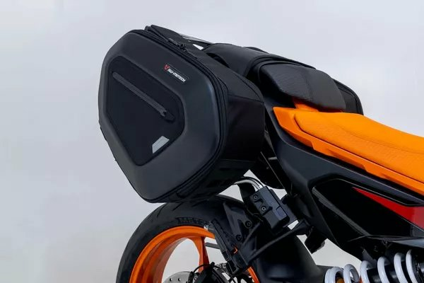 SW-MOTECH Pro Blaze Saddlebag Set Black -0