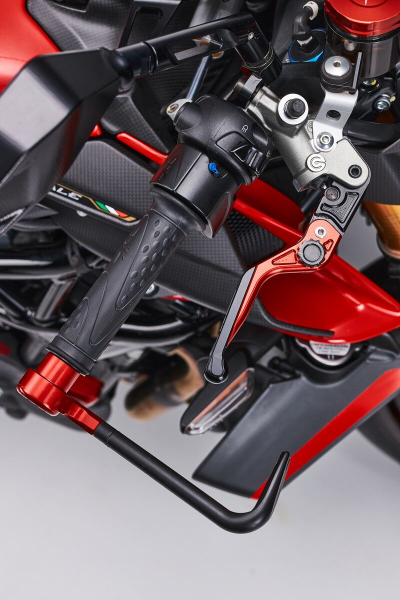 BRAKE LEVER PROTECTION