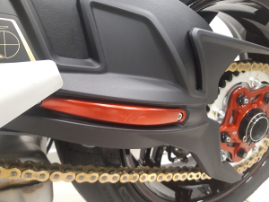 SWINGARM PROTECTOR